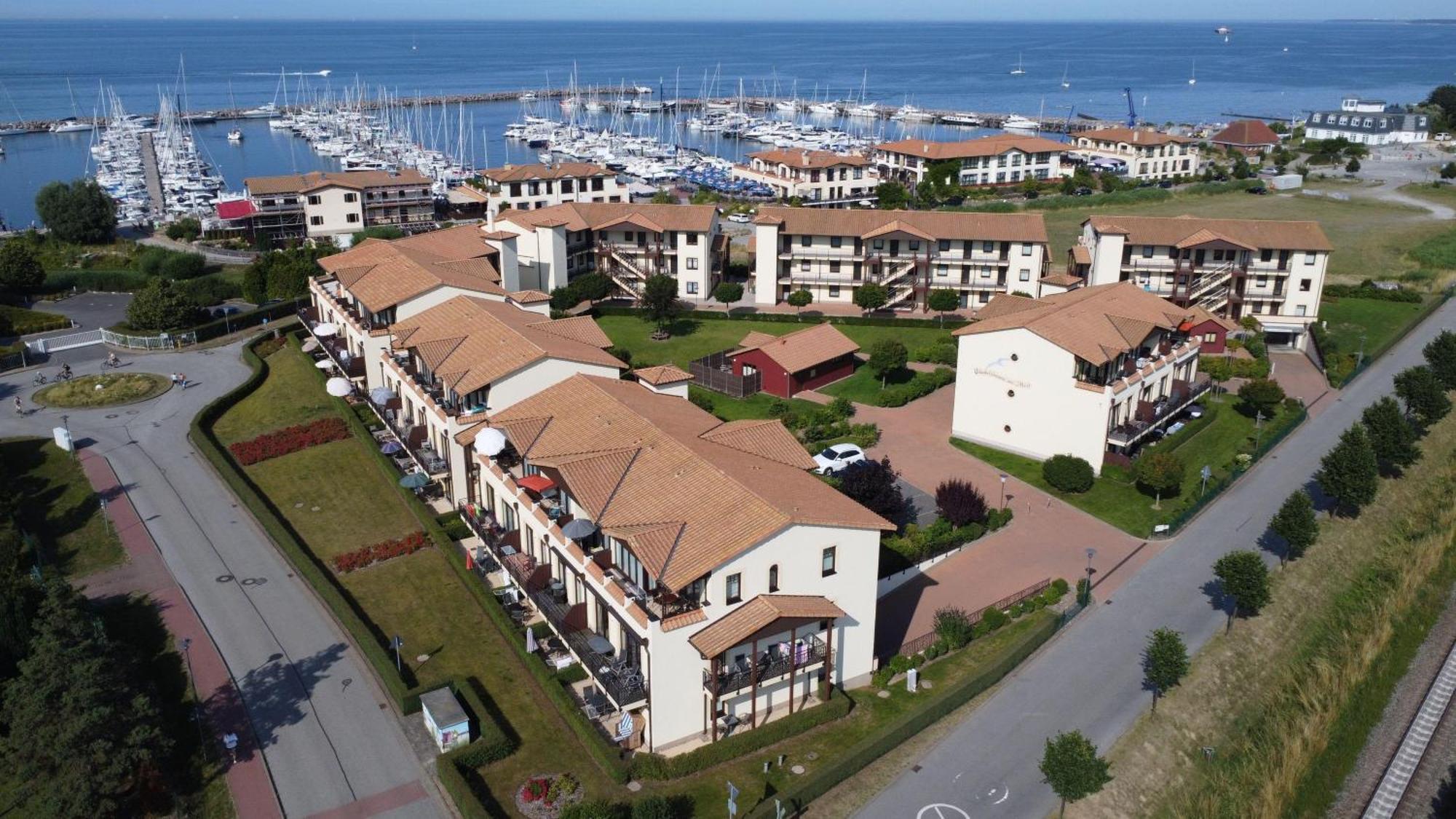 9994-Urlaubstraeume-Am-Meer-We-2-6 Ostseebad Kühlungsborn エクステリア 写真